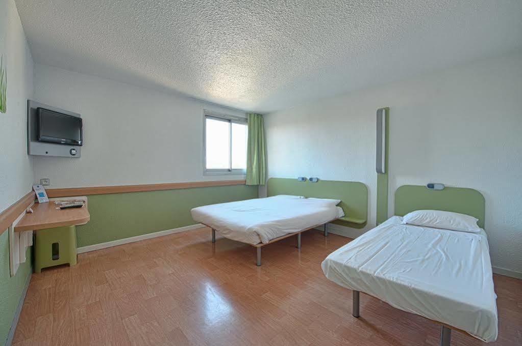 Hotel Ibis Budget St Raphael Centre Et 2*