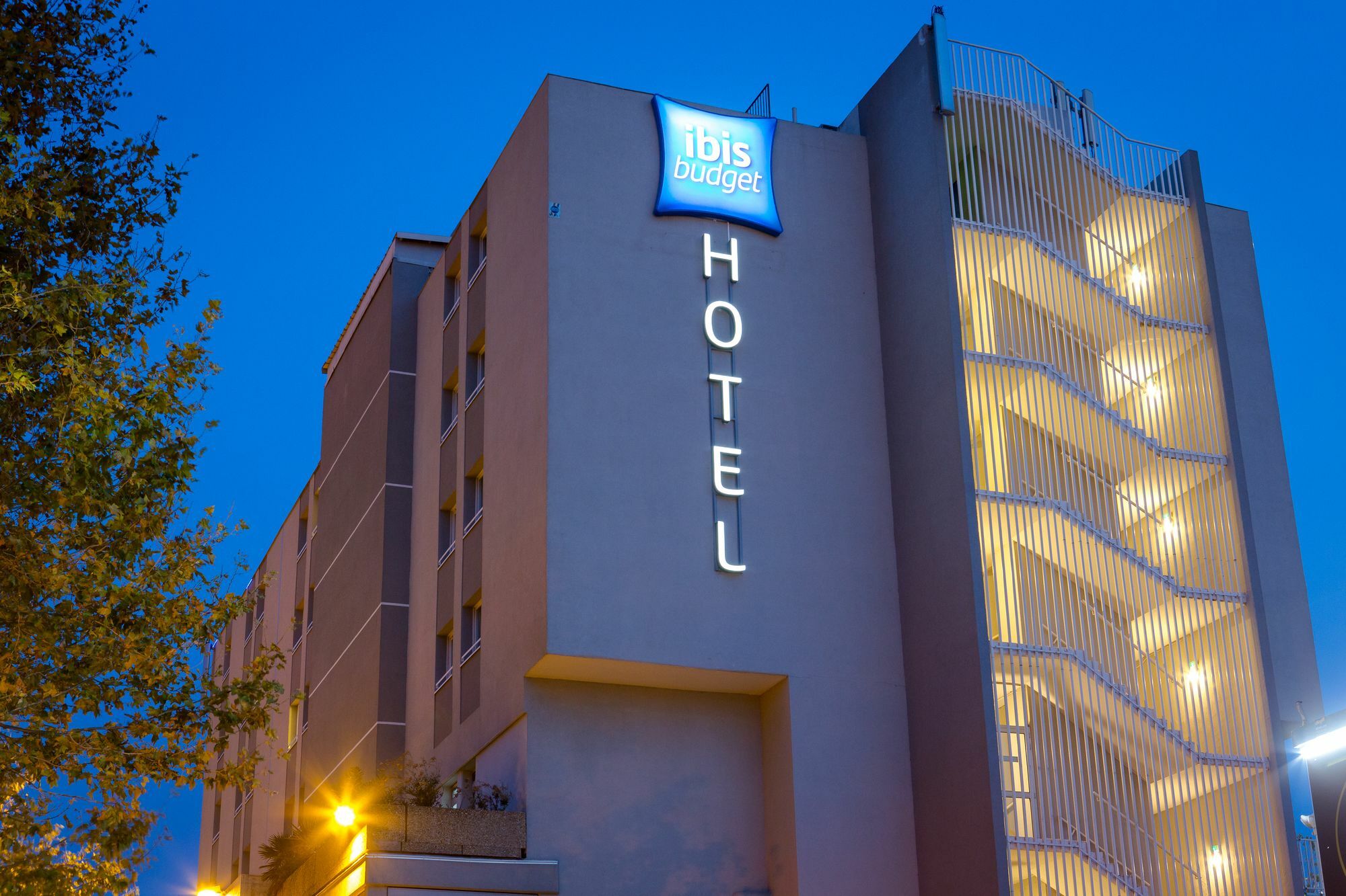 Hotel Ibis Budget St Raphaël Centre Tassigny 2*